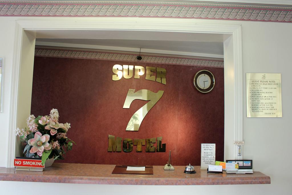 Super 7 Motel Columbia Exteriör bild